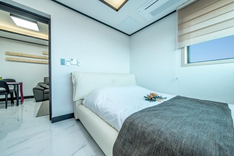 Jeju Skyhill Pension Сеогвипо Екстериор снимка